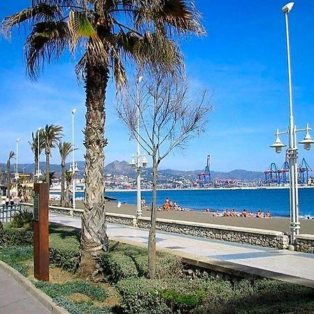 4 Capulino Apartamentos Málaga Eksteriør billede