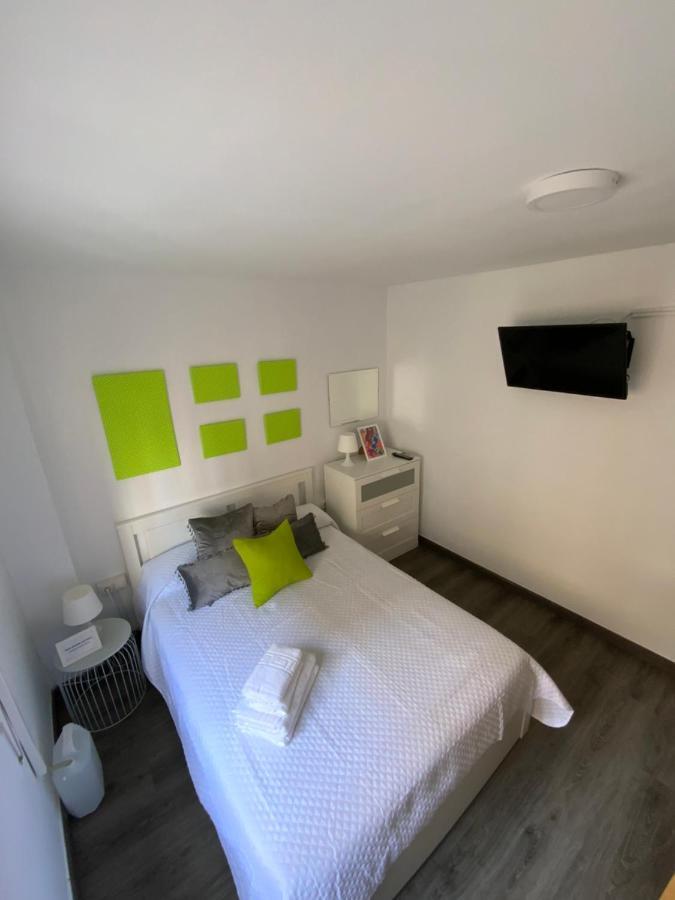 4 Capulino Apartamentos Málaga Eksteriør billede
