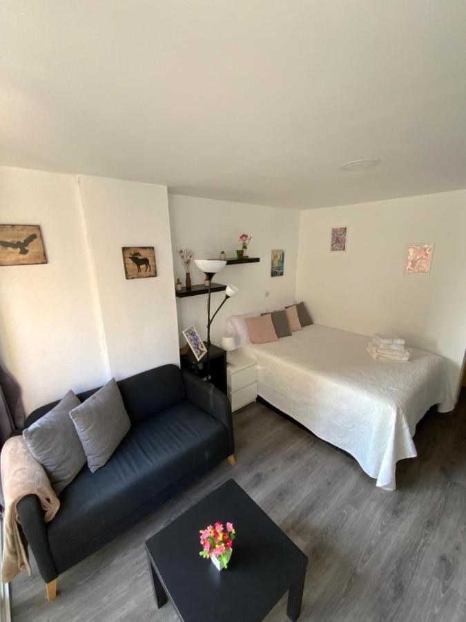 4 Capulino Apartamentos Málaga Eksteriør billede