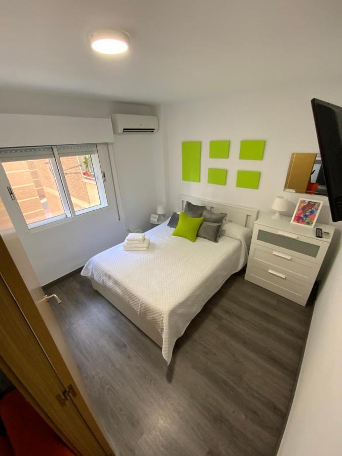 4 Capulino Apartamentos Málaga Eksteriør billede