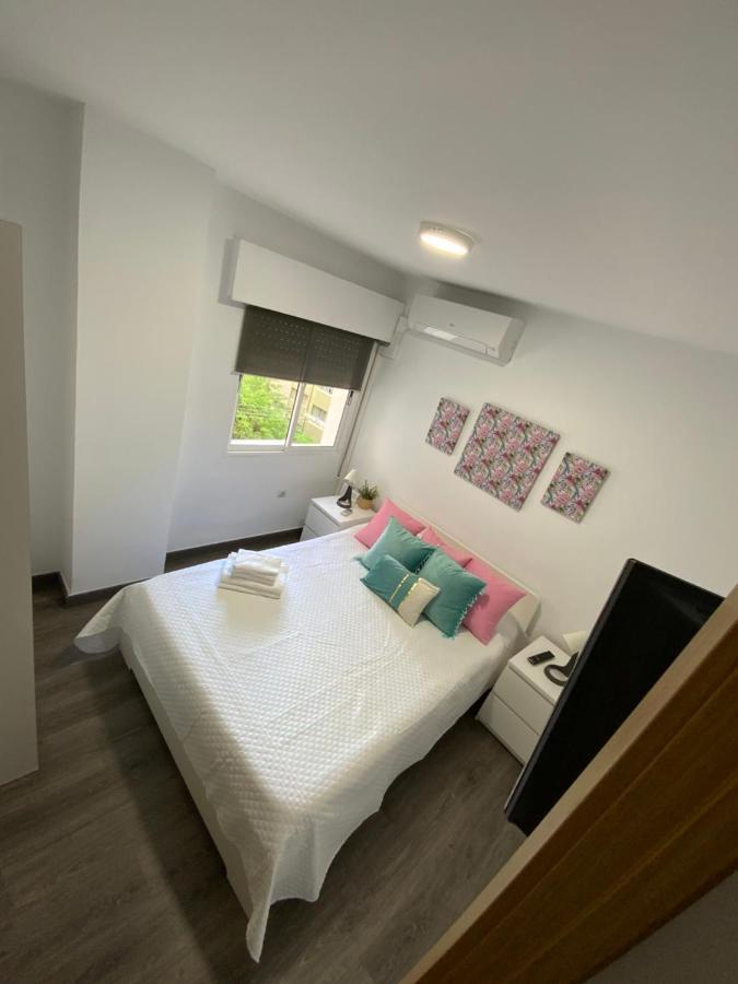 4 Capulino Apartamentos Málaga Eksteriør billede