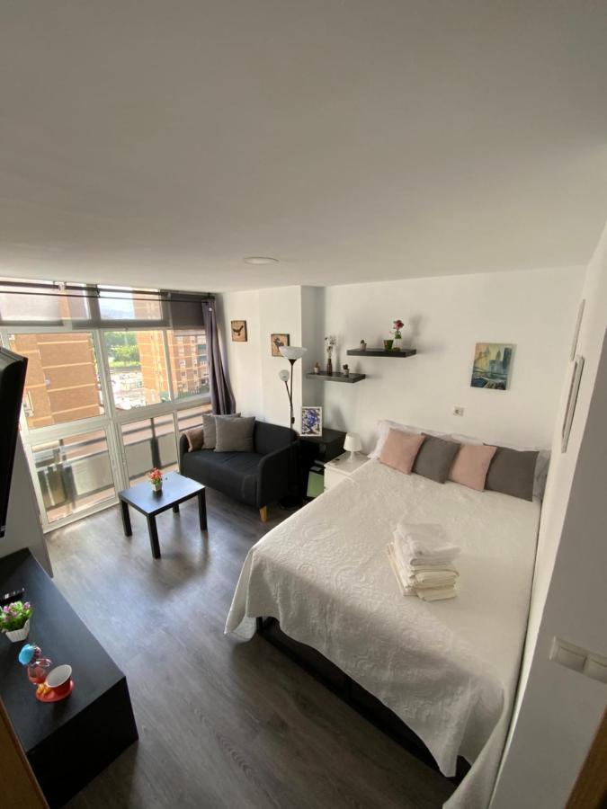 4 Capulino Apartamentos Málaga Eksteriør billede
